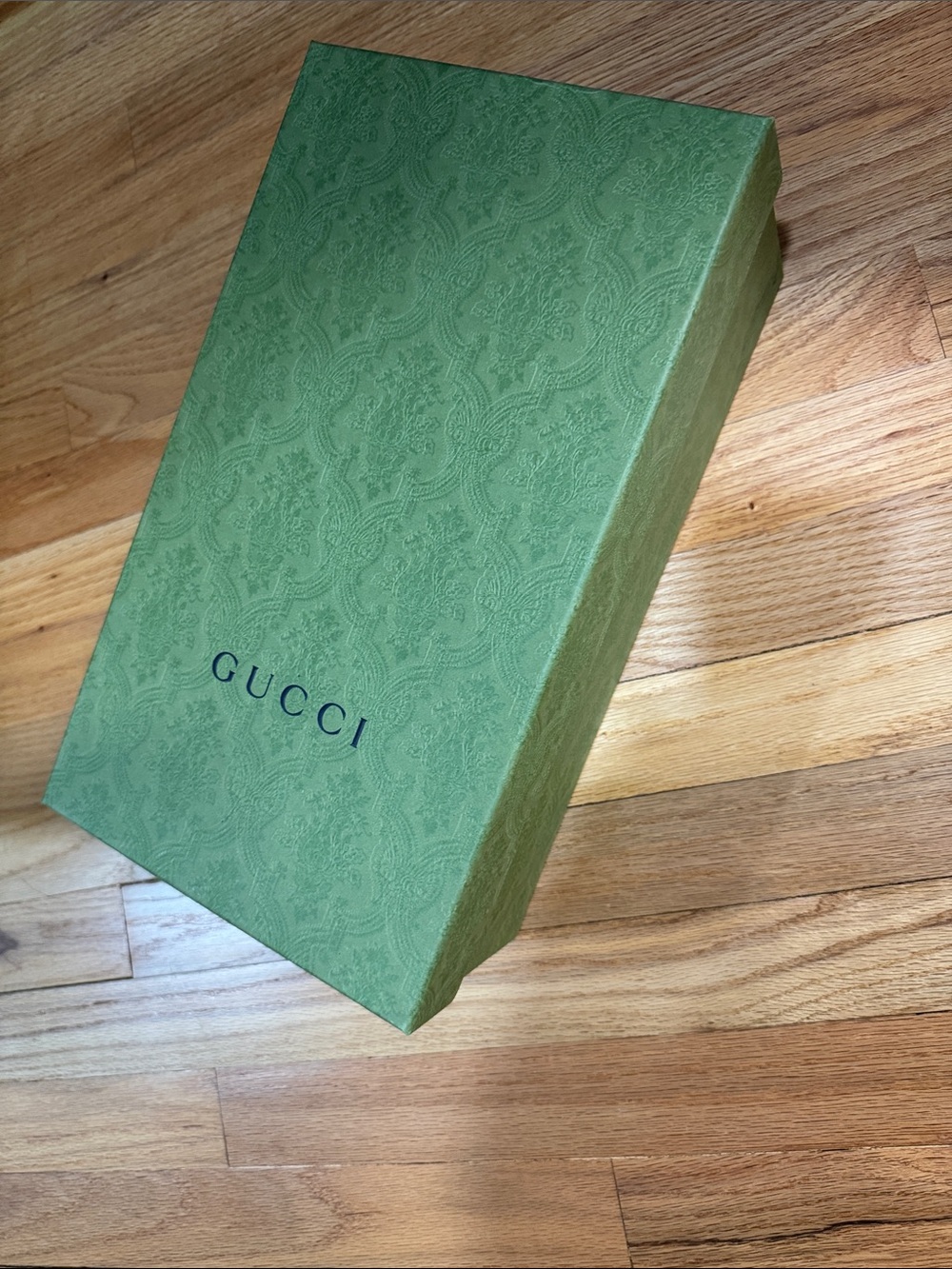 Gucci Green Embossed Pattern Gift Box